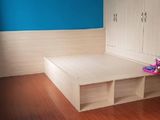 Siêu Hiếm Phố Thái Thịnh Chỉ 2.35 Tỷ, 40M2, Mt 5.4M, Sân Để Xe, Lh: 0961916688