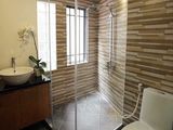 Hàng Hót Trở Lại! Bán Nhà Tôn Thất Tùng, Đống Đa, 34M2, 5 Tầng, 4.55 Tỷ.