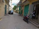 Cần Bán Căn Nhà Phố Phan Đình Giót, 3 Tầng, Ô Tô Vào, 2.3 Tỷ.