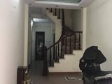 Bán Gấp Nhà Nguyễn Chính, 4 Tầng, Ô Tô Đỗ Cửa, Giá 2.75 Tỷ. 0967635789