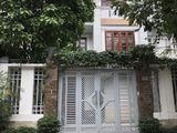 Bán Biệt Thự Tuyệt Đẹp Đường Số Trần Trọng Cung. Diện tích 8X22M, 1 Trệt, 2 Lầu. Giá 17.5 Tỷ.