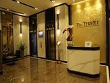 Cần Cho Thuê Căn hộ Tresor, Q.4, 57M2, 2 Phòng ngủ, Có Bếp, Rèm Giá 13 Triệu/tháng