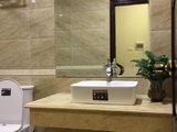 Bán Nhà Phố Tôn Đức Thắng, Đống Đa, 50M2, 5 Tầng, 8 Phòng ngủ, Giá 4,35 Tỷ.