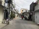 Chuyển Đổi Nơi Ở Bán Nhà Hẻm xe hơi Gò Ô Môi .Diện tích: 5.1X11M. 1Trệt ,2Lầu ,4 Phòng ngủ. Tặng Nội thất Cao Cấp . Giá 5.85 Tỷ .