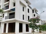 Bán Nhà Liền Kề 112M2 Khu Trung Tâm, Cùng Trục Đường Ks Mường Thanh, Nhà Hàng Sen Vàng