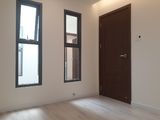 Bán Nhà Mới Đẹp Hẻm 1041 Trần Xuân Soạn. Diện tích 4X15M. 1 Trệt, 2 Lầu, 5 Phòng ngủ. Giá 4.98 Tỷ.