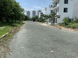 Bán Đất Nền Khu Tái Định Cư . Lô Góc .Dt 7X18M. Đối Diện Là Công Viên . Giá 8.6 Tỷ .