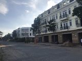 Bán Nhà Shophouse Ngay Bệnh Viện Đa Khoa Vĩnh Long