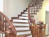 Phố Nguyễn Văn Cừ, Dt 95M2, 3 Tầng, Ô Tô Cách Nhà 30M.
