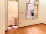 Cần Bán Nhà Đường Láng : Mới , Kinh Doanh Tốt. Dt: 30M, 5 Tầng , Giá 3,4 Tỷ- 0766306508