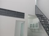 Bán Nhà Mới Hẻm 1716 Htp . Dt 4.2X8M. 1Tr,1 Lửng ,2Pn. Giá 890 Tr .