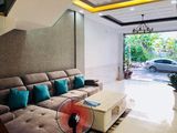 Bán Nhà Tuyệt Đẹp Khu Công Ích Phú Mỹ .Diện tích: 4X18M. 3 Tầng . Full Nội thất . Giá 8.2 Tỷ .