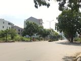 Không Có Nhu Cầu Sử Dụng Bán Ô Góc Xây Khách Sạn Ngay Trục Đường Đôi To Cột 8