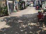 Cho Thuê Nhà Mặt Tiền Hẻm Xe Tải Khu Bùi Văn Ba . Diện tích: 3.5X10M. Trệt , 2 Lầu ,4Pn. Có Nội Thất . Giá 12 Tr .