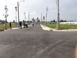 Đi Định Cư Nước Ngoài Cần Bán Lại Lô Đất 90M2, Mặt Tiền Quốc Lộ 13, Ngay Trung Tâm Thương Mại.