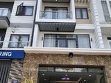 Chính Chủ Bán Nhà Đẹp Khu Tái Định Cư Phú Mỹ .Quận 7. Dt 5X18M. Full Nội Thất Cao Cấp . Giá 9.9 Tỷ .