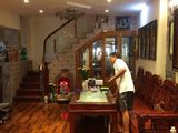 Cần Bán Nhà Tuyệt Đẹp 3 Mặt Thoáng Phố Hoa Bằng 42M X5 Tầng Mt4M Giá 3,3 Tỷ.