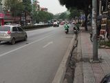 Cần Bán Nhà Kinh Doanh Siêu Khủng Trần Khát Chân