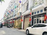 Cần Bán Nhà Đẹp Tại Hẻm 82, Đường Hoàng Bật Đạt, P.15, Q, Tân Bình