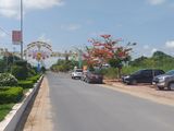 Đất Nền Đối Diện Uỷ Ban