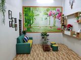 Em Nhỏ Nhưng Em Có Võ, Nhỏ Tiền, Ngõ Ngắn,Bán Đất Tặng Nhà