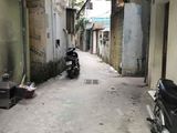 Bán Gấp Nhà Đội Cấn 198M2, mặt tiền 4.6m, 4 Tầng, Giá Chào 12.7 Tỷ