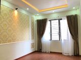 Nhà Chùa Láng, Quận Đống Đa, Hai Mặt Thoáng,gần Hồ Điều Hòa,cách 15M Oto Đỗ,nhỉnh 9Ty.