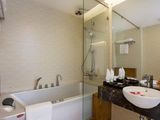 Khách Sạn 3 Sao Đẳng Cấp Sang Trọng Toạ Lạc Phố Vip Doanh Thu Khủng