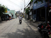 Bán Biệt Thự Kiểu Nhật Bản, Mặt Tiền Đ Nam Hòa,P.Pla. Q9 . Dt : 2100m2