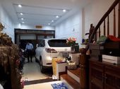 Bán Nhà Ngã Tư Sở, Thanh Xuân, Ô Tô Đỗ Cửa, Kinh Doanh, 84m2*5 Tầng.