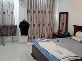 Bán Gấp Nhà Phan Xích Long Quận Phú Nhuận Hẻm Ô Tô 38M2.