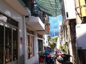 Bán Nhà Hẻm 205 Huỳnh Tấn Phát. Căn Góc. Diện tích 4X7.5M. 1 Trệt, 1 Lầu. Giá 2.3 Tỷ.