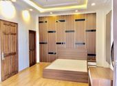 Bán Nhà Đẹp Hẻm Xe Hơi , Diện tích 34m2, Giá Tốt 