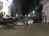 Bán Nhà Hẻm xe hơi Nguyễn Thị Hương . Diện tích 3X10M. Trệt , Lầu ,2Phòng ngủ, 2Wc. Tặng Nội thất . Giá 1.8 Tỷ .