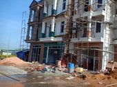 Bán Nhà 3 Tầng 240M2 Bao Rẻ Đẹp Ngay Trung Tâm Thị Xã Tân Uyên