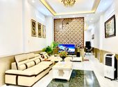 Nhà Phố 2 Lầu, St Kiến Trúc Châu Âu Hiện Đại Hxh 98 Bùi Văn Ba, P. Ttđ, Q7