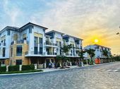 Nhà Phố Cao Cấp Khang Điền - 1 Trệt + 3 Lầu - Hoàn Thiện Cao Cấp.