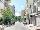 Cần Bán Gấp Nhà 2 Lầu Mặt tiền Đường Số 49, Phường Tân Quy, Quận 7