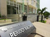 Chính Chủ Bán Gấp Căn Hộ 2 Phòng Ngủ 73M2 Tại Quận 8, Nhận Nhà Ngay, View Quận 1