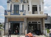 Bán Căn Nhà Bên Cạnh Chợ Phú Phong - Thuận An - Bình Dương