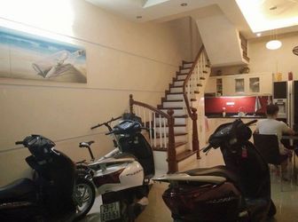 3.5 tỷ nhà đẹp đường Nguyễn Trãi, TX, 50m2 mặt tiền đẹp về ở luôn.