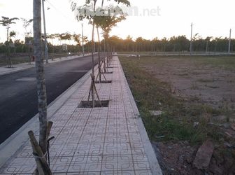 Bán Gấp 4 Lô Đất Vo Chí Công, 4 Mặt Tiền Lớn, 200m, Q2 Tphcm