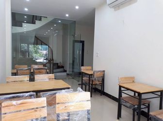 Bán Nhà Mặt Phố Đại Cồ Việt KD Sầm Uất 10,7 Tỷ. LH: 0936113881