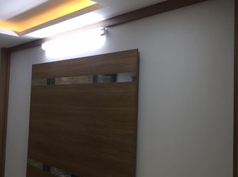 Bán Nhà Lạc Long Quân Tây Hồ 30m2, 5 Tầng, MT 4,5m, 1,6 Tỷ