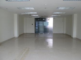 12Tr/70M2/tháng Văn Phòng Đẹp Lung Linh Mặt Đường Xã Đàn