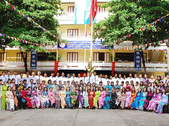 Bán Lô Đất View Sông-Cách Bãi Tắm 300m Mặt Tiền Đường 20,5m Lh 0977294605