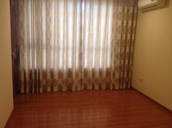 Cho Thuê Căn Hộ Chung Cư Phố Trung Kính, Mạc Thái Tổ