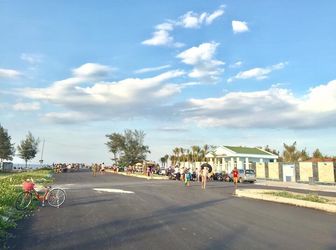 Kính Chào Quý Khách Đến Với Đà Nẵng! Phục Vụ Quý Khách Là Niềm Vinh Hạnh Của Tôi