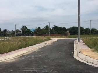 Bán Đất Thủ Đức Giá 1.3 Tỷ/Nền Gần Chợ Đầu Mối, Bv Quốc Tế..Sh Riêng, Xd Tự Do