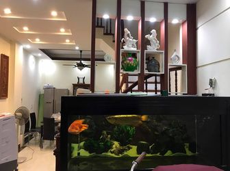 2.5 Tỷ Có Ngay Nhà 4 Tầng Kinh Doanh Ngõ 172 Lạc Long Quân, Tây Hồ.